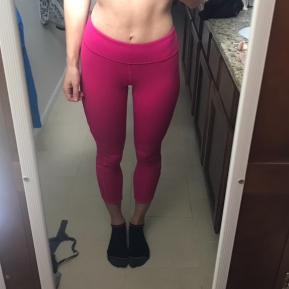 Hot pink leggings 23 inch inseam - Picture 3 of 8